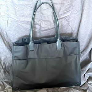 Quince Revive nylon large tote in black, dust bag included.